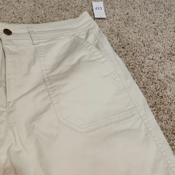 GAP Khaki's - Picture 8 of 10